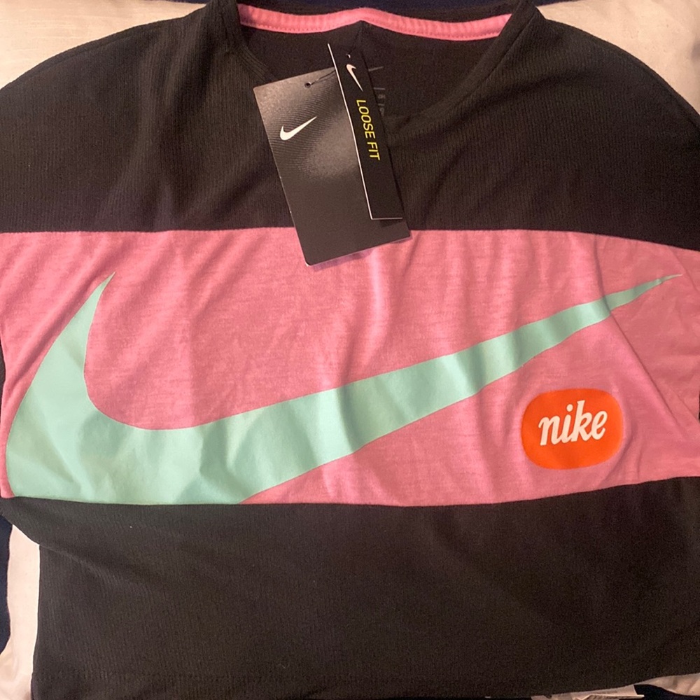 Short sleeve NIKE crop
